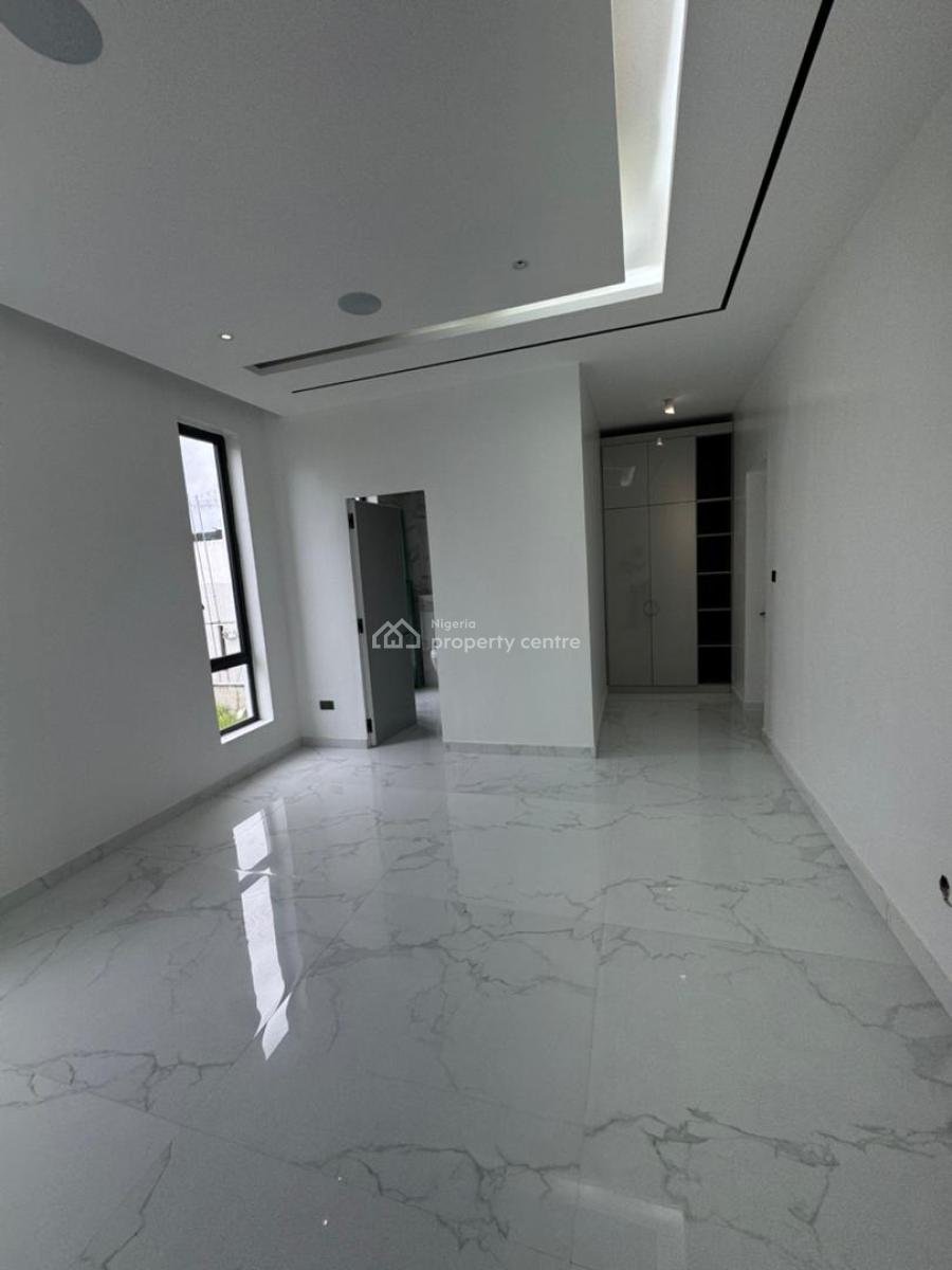 Gigantic and Luxurious 5 Bedroom Duplex Located in a Serene Environment, Osapa, Lekki, Lagos, House for Sale