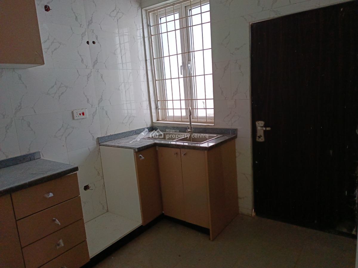 Brand New 2 Bedroom Flat in an Estate, 3rd Avenue Gwarinpa, Gwarinpa, Abuja, Flat / Apartment for Rent