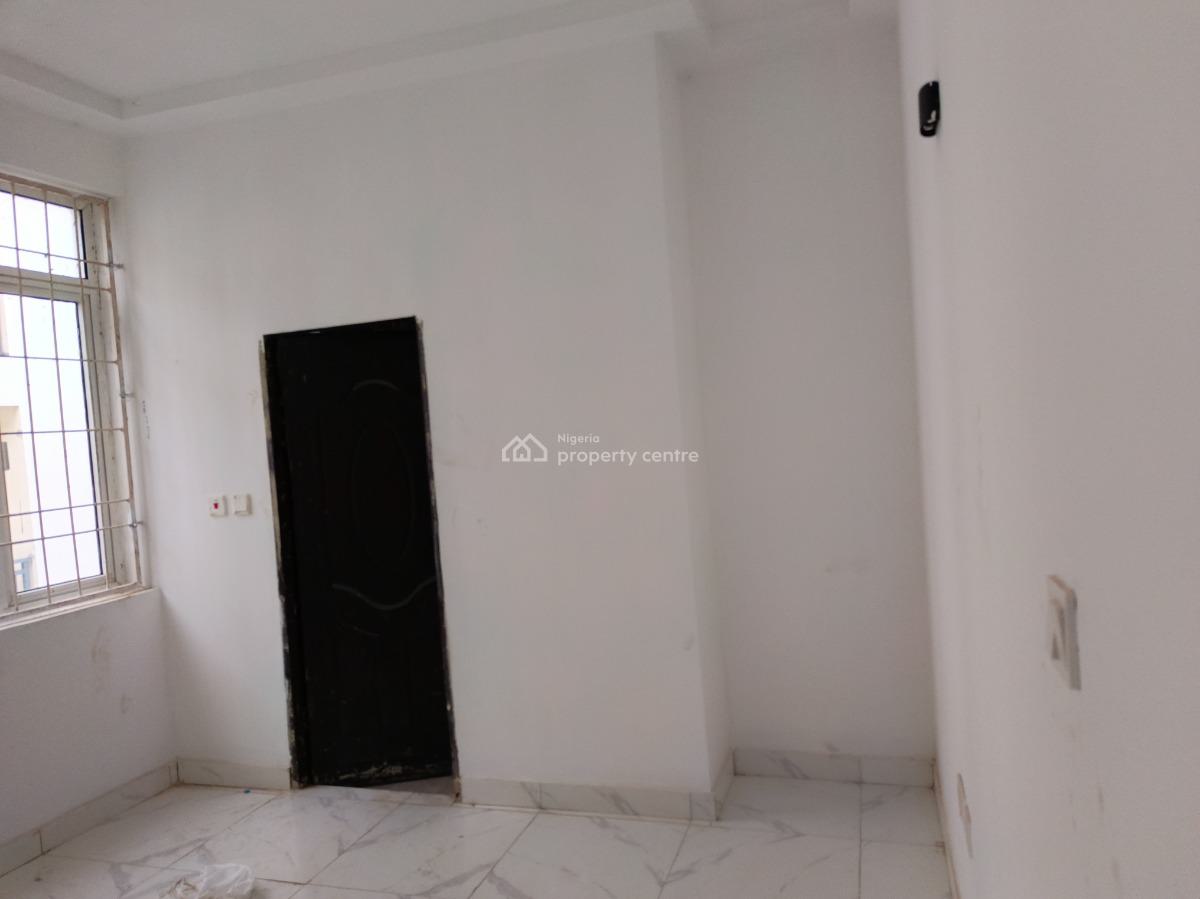Brand New 2 Bedroom Flat in an Estate, 3rd Avenue Gwarinpa, Gwarinpa, Abuja, Flat / Apartment for Rent