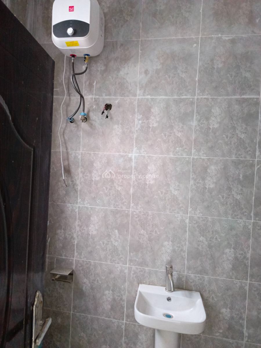 Brand New 2 Bedroom Flat in an Estate, 3rd Avenue Gwarinpa, Gwarinpa, Abuja, Flat / Apartment for Rent