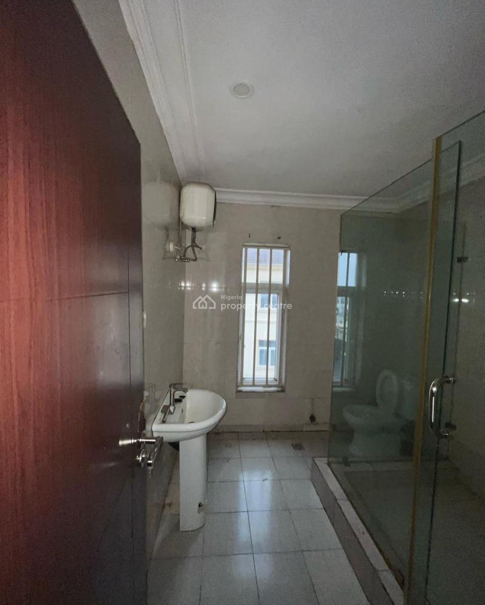 Lovely 4 Bedroom Terrace Duplex with Swimming Pool and Bq, Osapa London, Osapa, Lekki, Lagos, Terraced Duplex for Sale