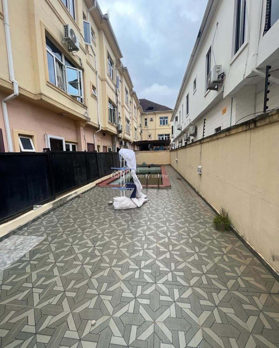 Lovely 4 Bedroom Terrace Duplex with Swimming Pool and Bq, Osapa London, Osapa, Lekki, Lagos, Terraced Duplex for Sale
