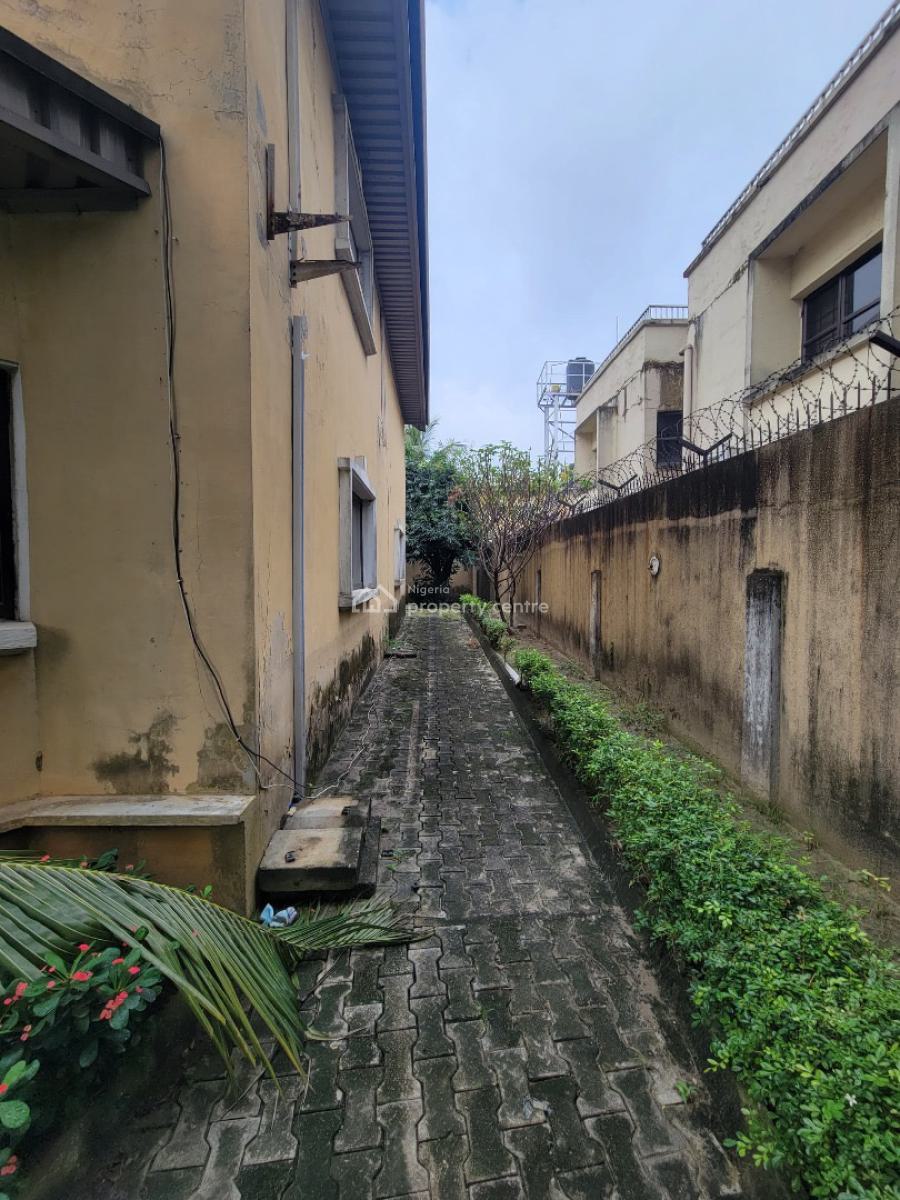 Spacious 5 Bedroom Detached Duplex with a Room Bq, Lekki Phase 1, Lekki, Lagos, Detached Duplex for Rent