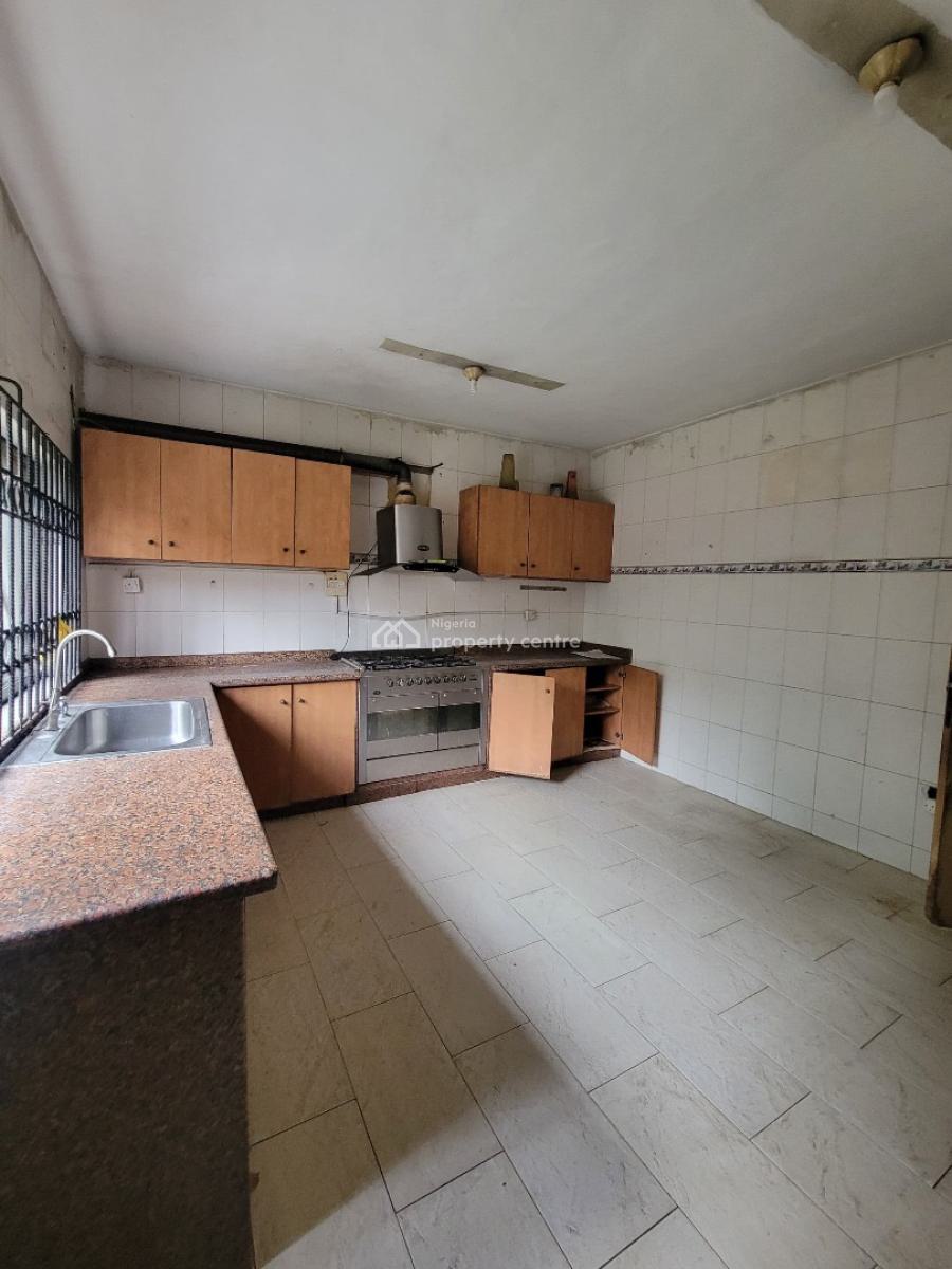 Spacious 5 Bedroom Detached Duplex with a Room Bq, Lekki Phase 1, Lekki, Lagos, Detached Duplex for Rent