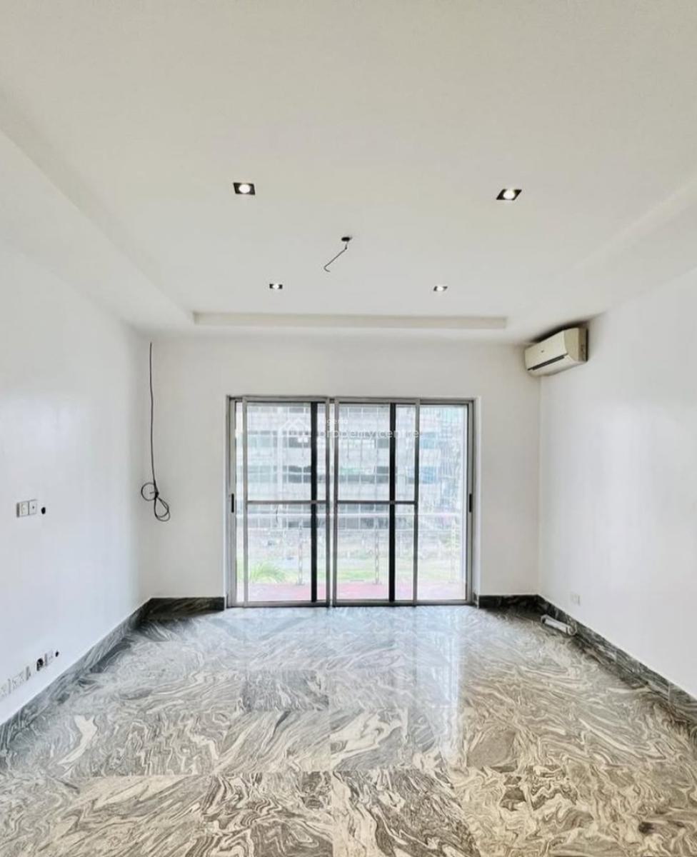 Serviced with 24/7 Power Supply 2 Bedroom En-suite Flat with Fully Fit, Lekki Phase 1, Lekki, Lagos, Flat / Apartment for Rent