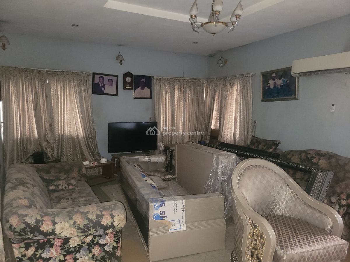 Country Size 5bedroom Fully Detached House with 2rooms Bq, Estate, Festac, Amuwo Odofin, Lagos, Detached Duplex for Rent