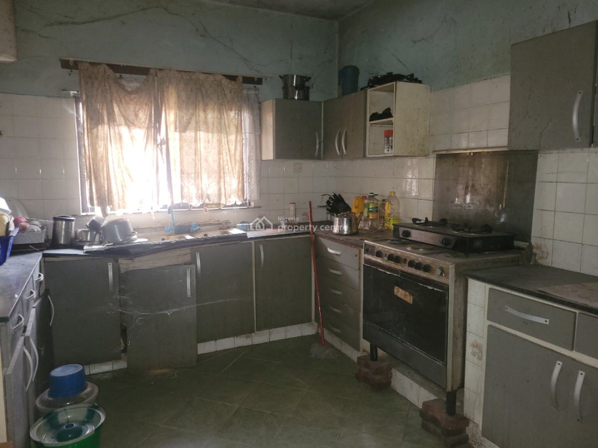 Country Size 5bedroom Fully Detached House with 2rooms Bq, Estate, Festac, Amuwo Odofin, Lagos, Detached Duplex for Rent