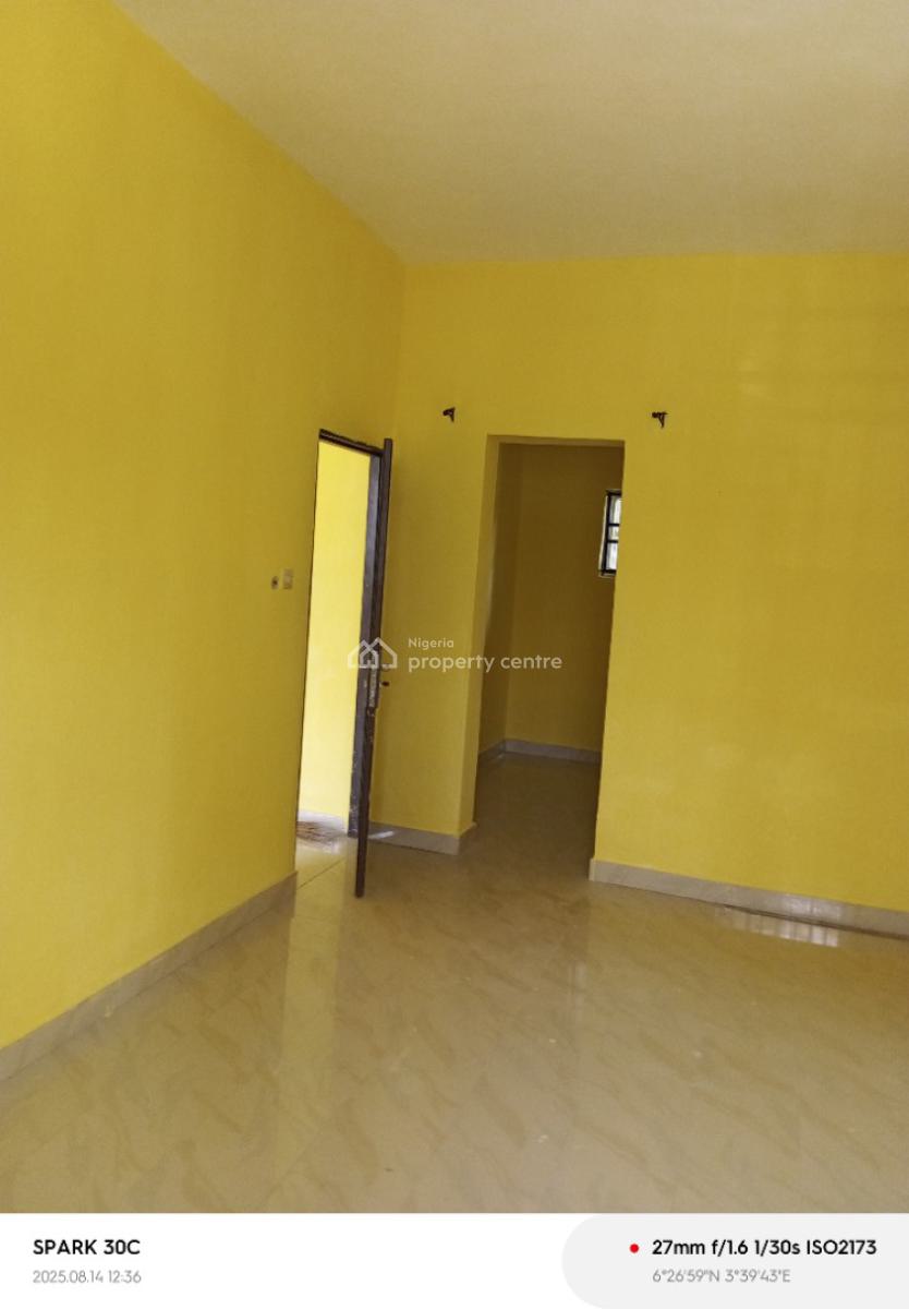 Executive Mini Flat at Victory Villa Estate, Victory Villa Estate, G.r.a, Abijo, Lekki, Lagos, Mini Flat (room and Parlour) for Rent