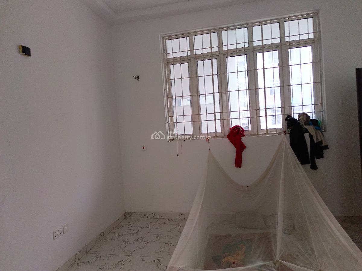 Clean Brand New 1 Bedroom Flat with 2 Toilets in an Estate, 3rd Avenue Gwarinpa, Gwarinpa, Abuja, Flat / Apartment for Rent