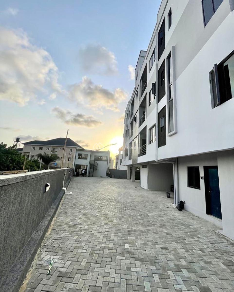 Lovely 2 Bedroom Penthouse with Bq, Ologolo, Ologolo, Lekki, Lagos, Detached Duplex for Sale