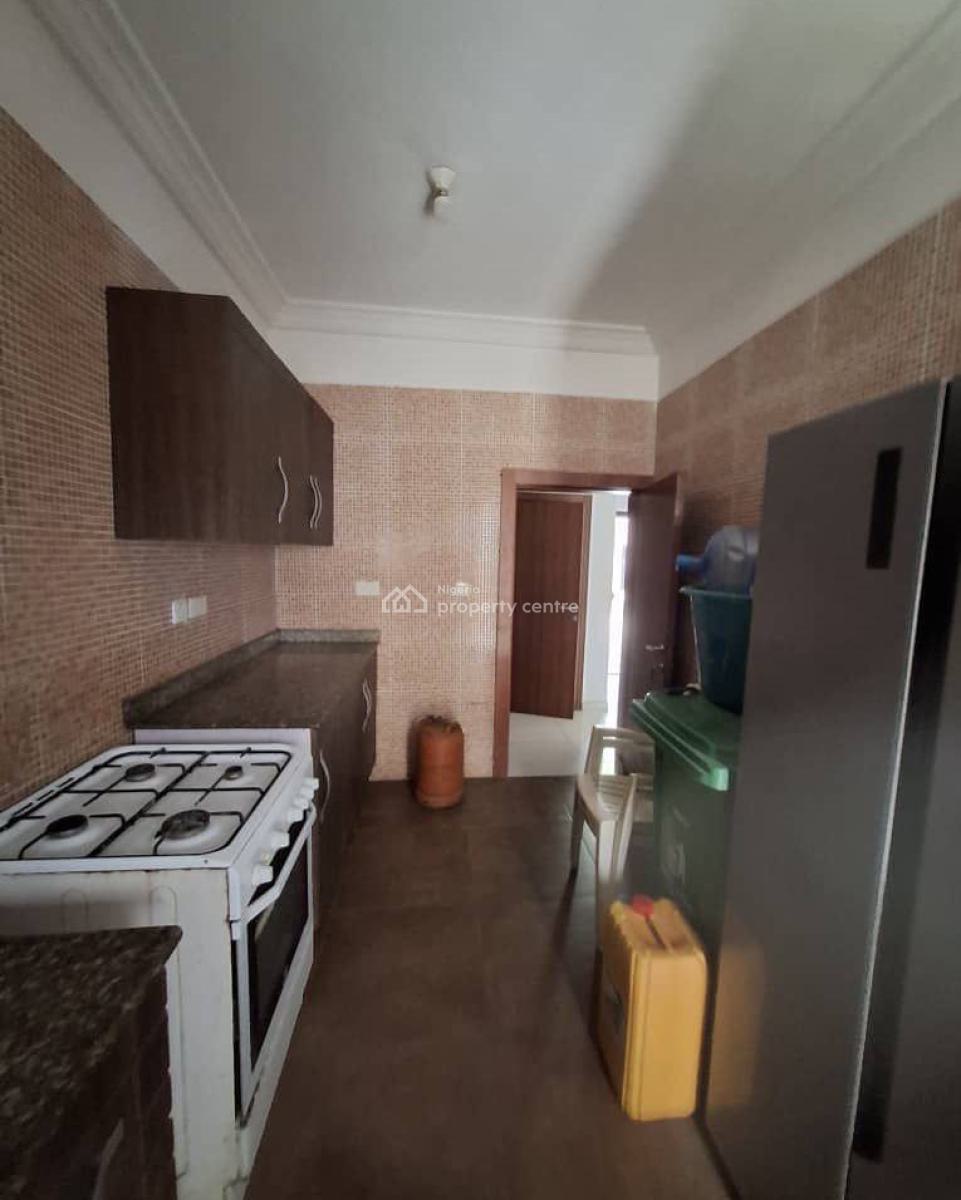 Stunning 3 Bedroom Apartment with Bq, Ologolo, Ologolo, Lekki, Lagos, Block of Flats for Sale