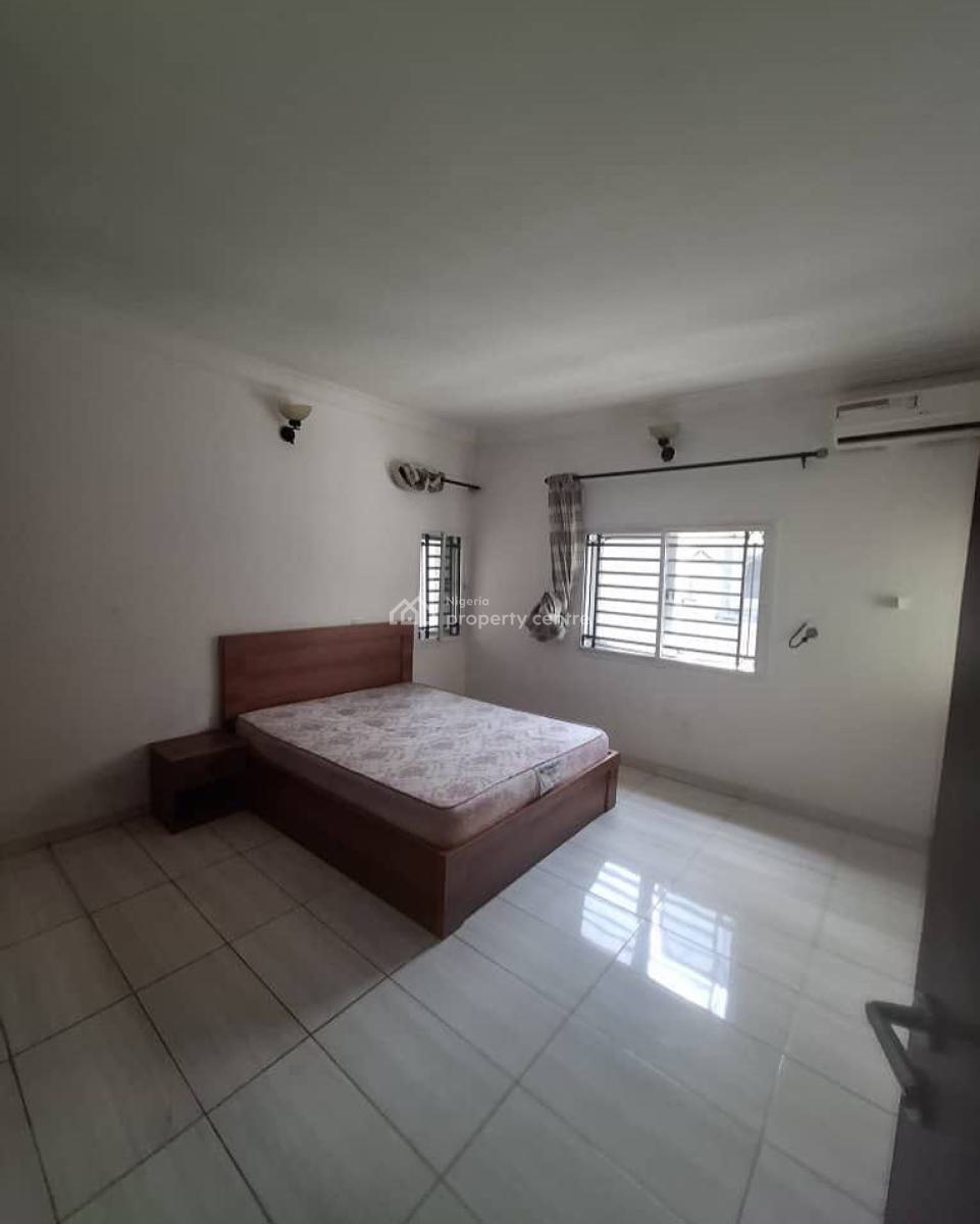 Stunning 3 Bedroom Apartment with Bq, Ologolo, Ologolo, Lekki, Lagos, Block of Flats for Sale