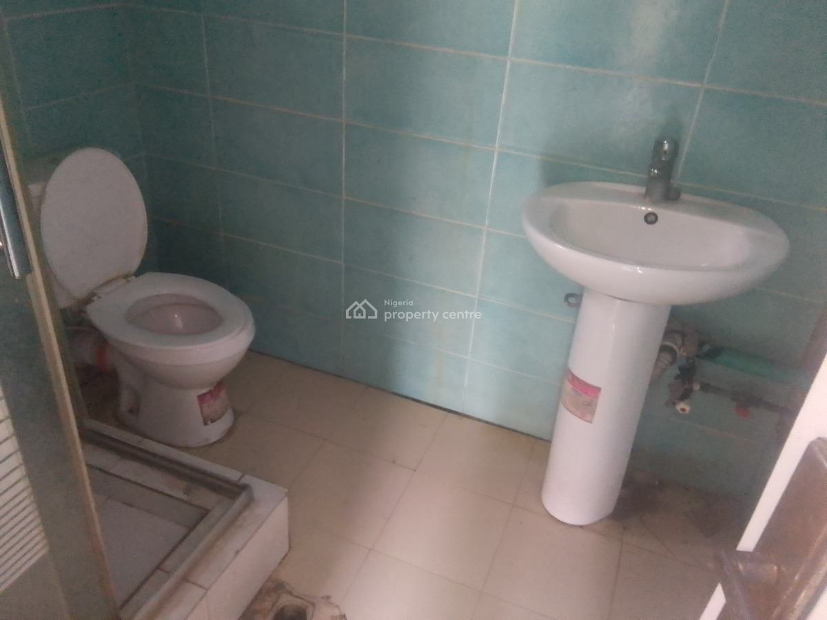 Spacious Luxury Selfcon with Excellent Features, Pero Rd, Ogombo, Ajah, Lagos, Self Contain (single Rooms) for Rent