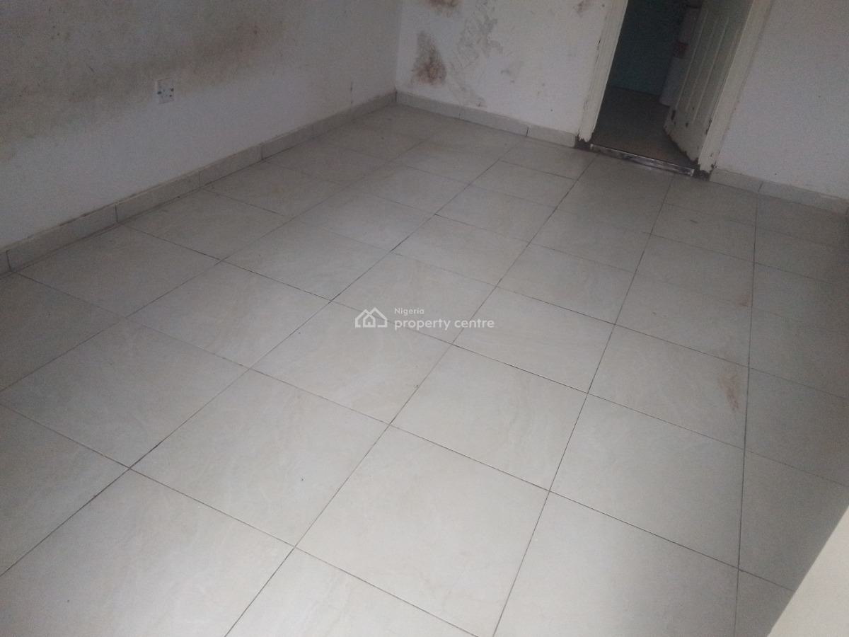 Spacious Luxury Selfcon with Excellent Features, Pero Rd, Ogombo, Ajah, Lagos, Self Contain (single Rooms) for Rent