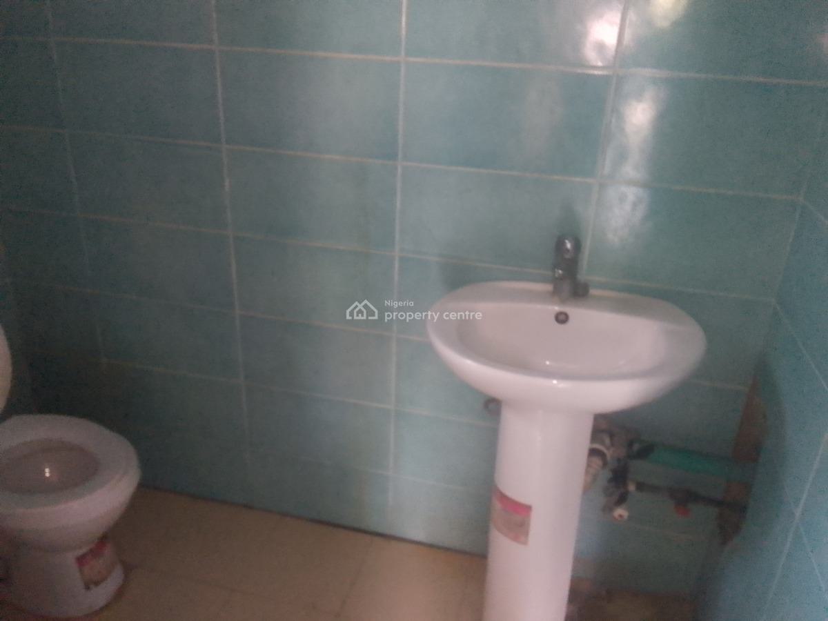 Spacious Luxury Selfcon with Excellent Features, Pero Rd, Ogombo, Ajah, Lagos, Self Contain (single Rooms) for Rent