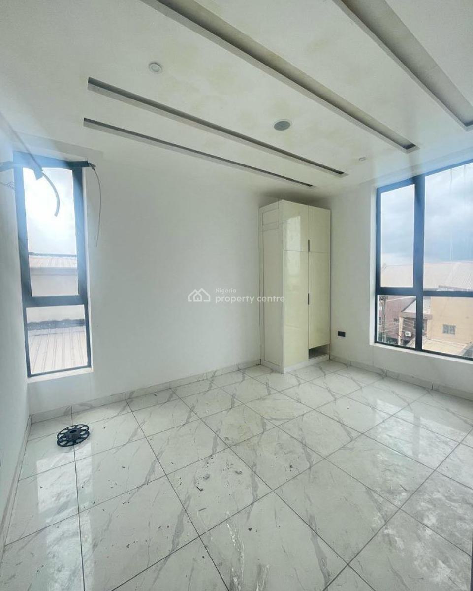 Lovely 2 Bedroom Apartment with Elevator, Agungi, Agungi, Lekki, Lagos, Block of Flats for Sale