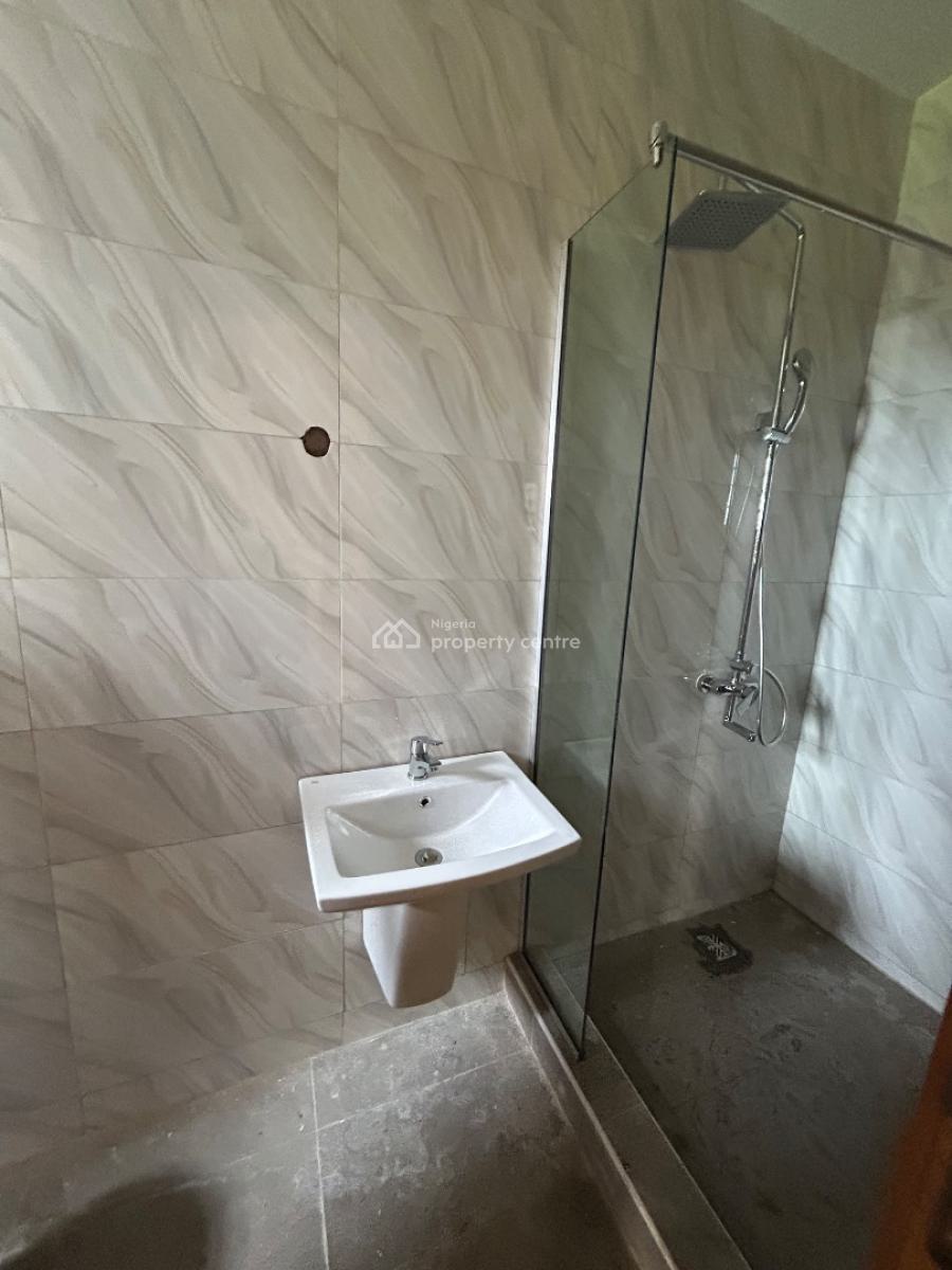 Newly Built and Spacious 2bedroom Apartment, Off Admiralty, Lekki Phase 1, Lekki, Lagos, Flat / Apartment for Rent