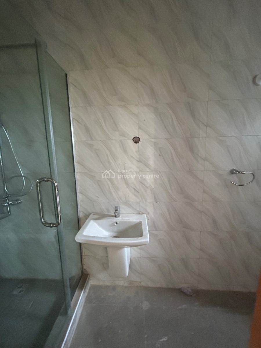 Newly Built and Spacious 2bedroom Apartment, Off Admiralty, Lekki Phase 1, Lekki, Lagos, Flat / Apartment for Rent