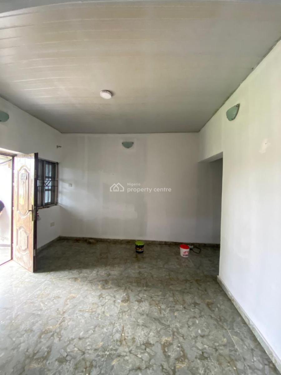 2 Bedroom Apartment in a Good Location, Peace Land, Ogombo, Ajah, Lagos, Flat / Apartment for Rent