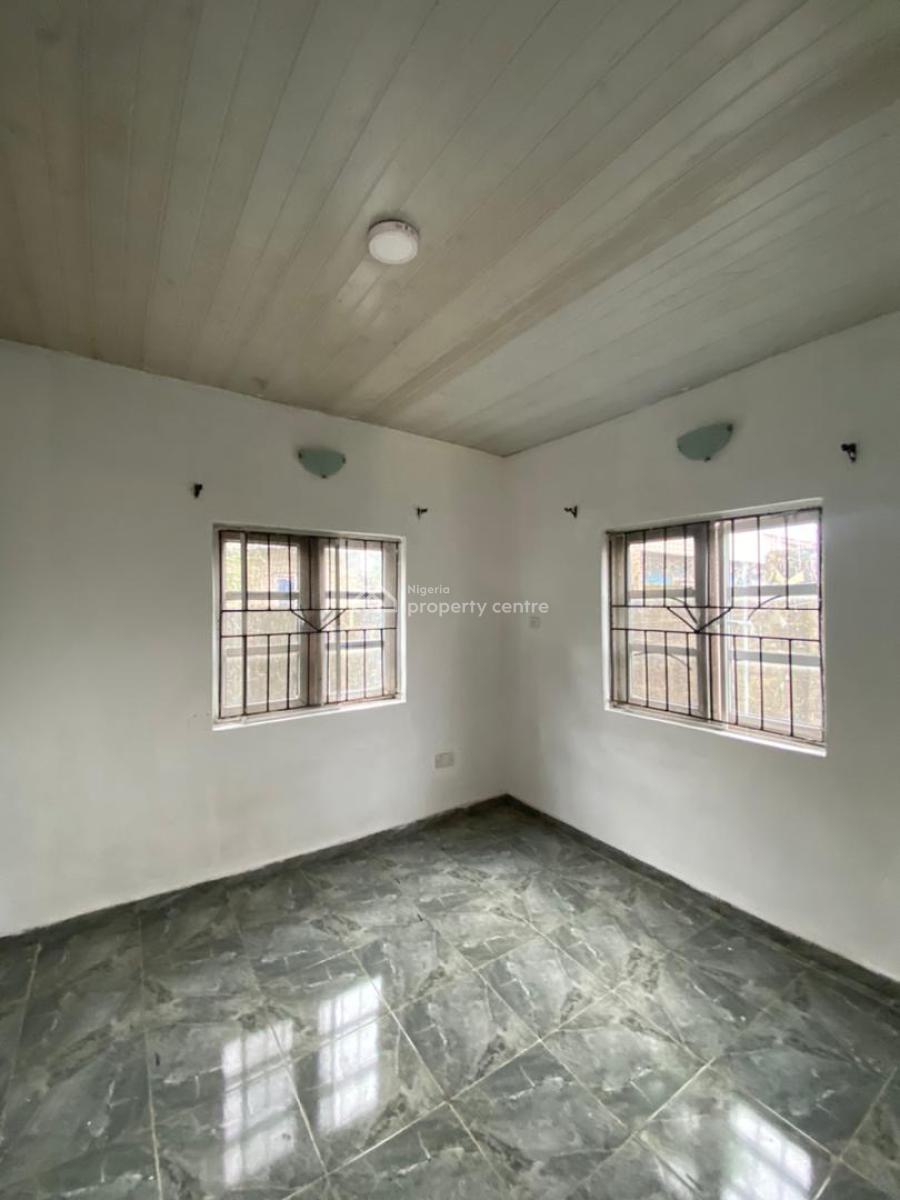 2 Bedroom Apartment in a Good Location, Peace Land, Ogombo, Ajah, Lagos, Flat / Apartment for Rent