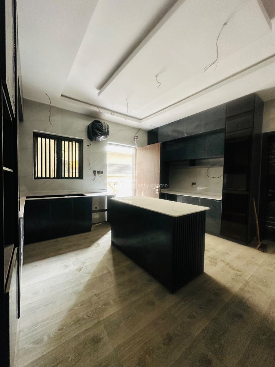 Gorgeously Built 5 Bedroom Detached Duplex  with Bq, Ikeja Gra, Ikeja, Lagos, Detached Duplex for Sale