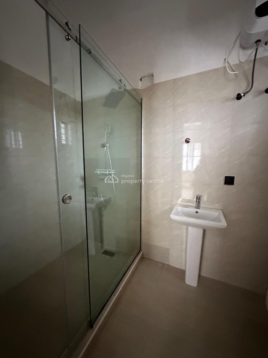 Well Built 2 Bedroom Maisonette, Ajah, Lagos, Flat / Apartment for Rent