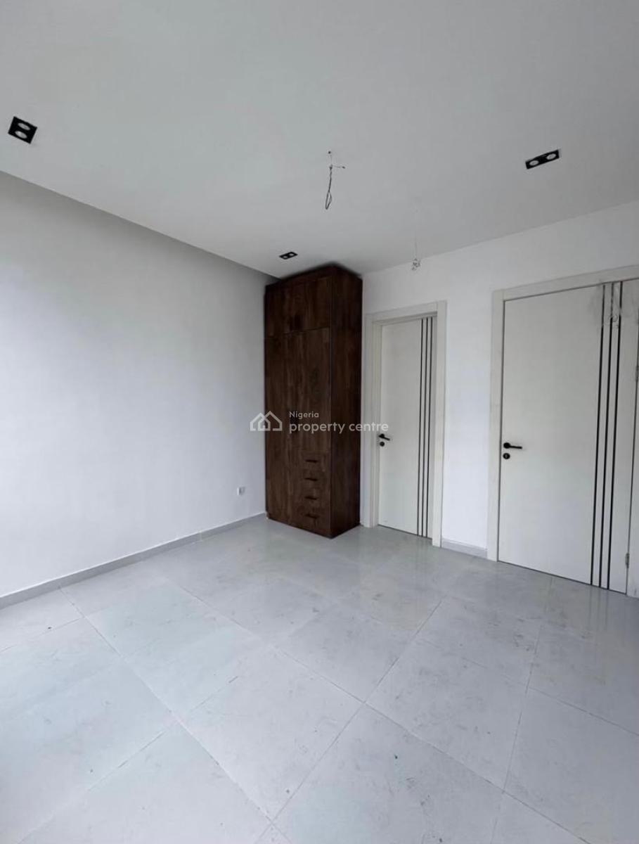 2 Bedroom Apartment with Pool, Ologolo, Lekki, Lagos, Flat / Apartment for Rent