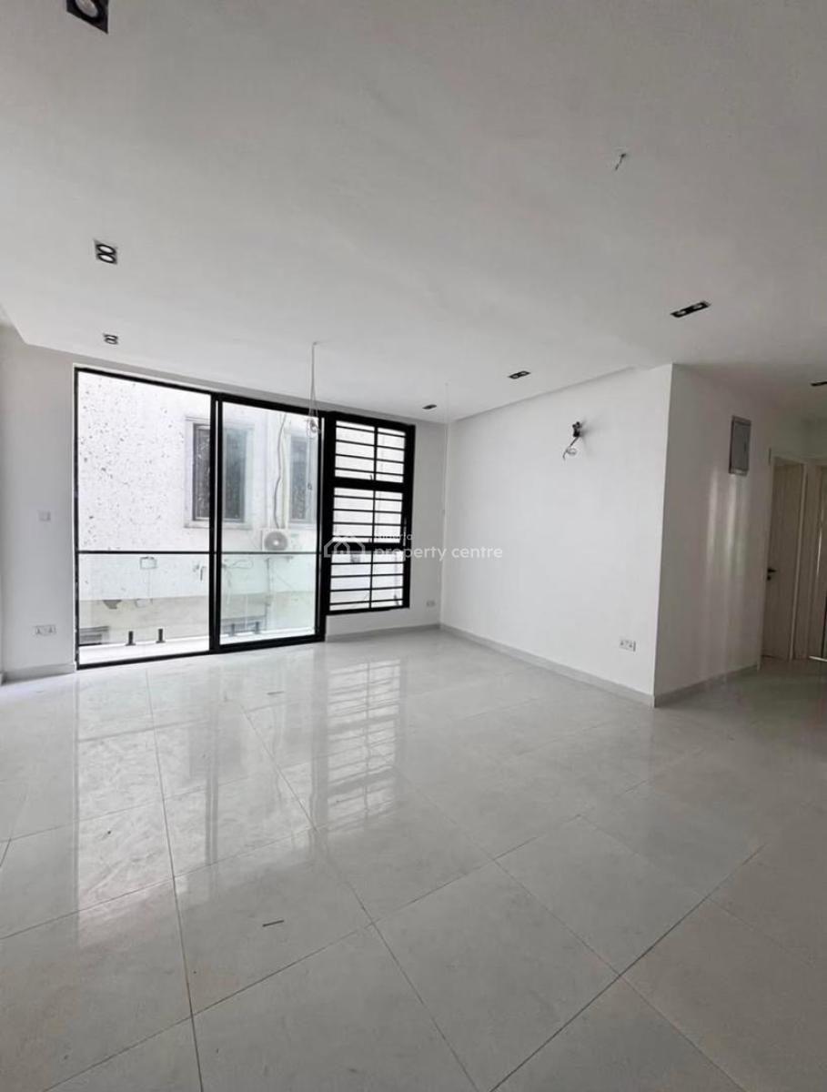 2 Bedroom Apartment with Pool, Ologolo, Lekki, Lagos, Flat / Apartment for Rent