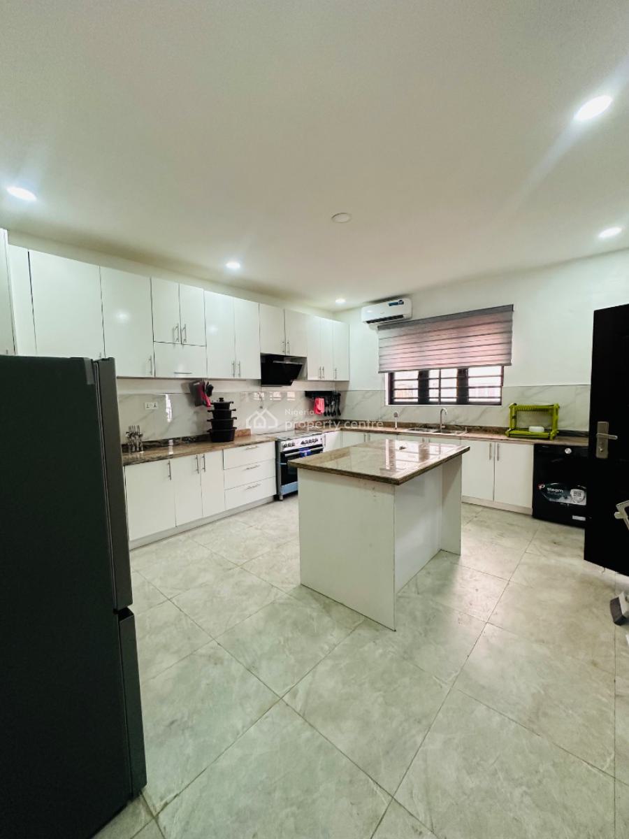 Beautifully Built 3 Bedroom Apartment, Maryland, Lagos, Flat / Apartment for Sale