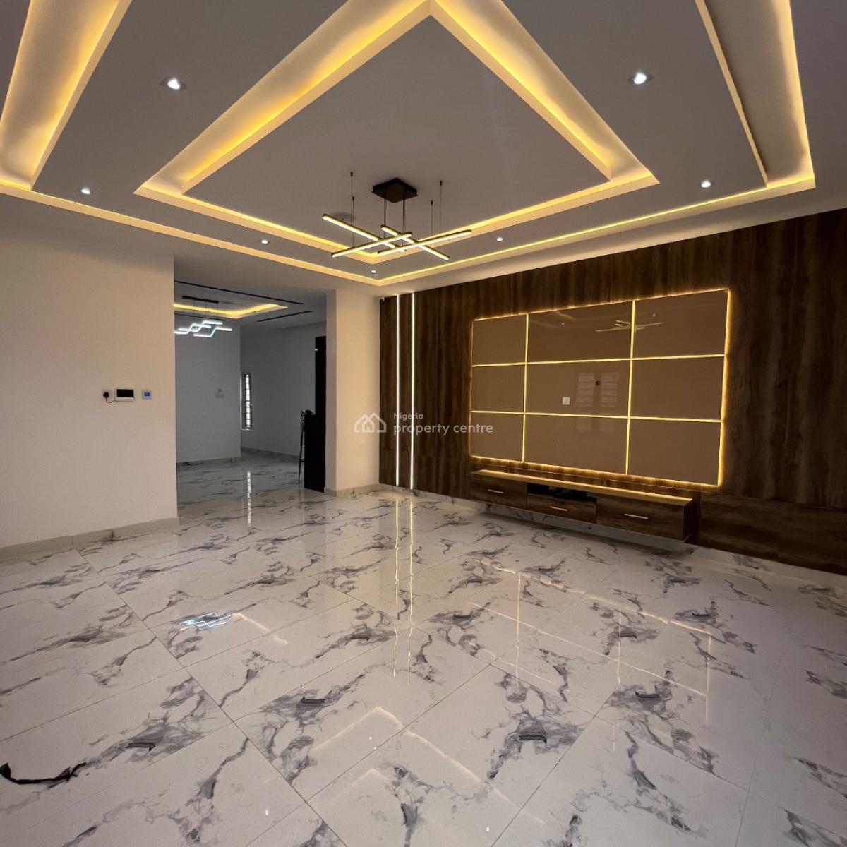 5 Bedroom & 2bq, Ikota, Lekki, Lagos, Detached Duplex for Sale
