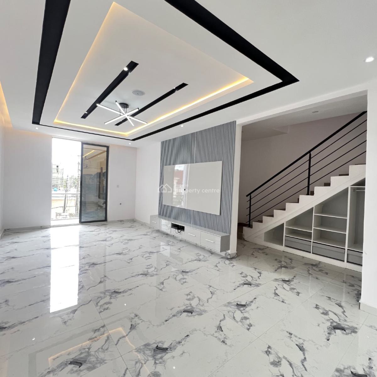 5 Bedroom & 2bq, Ikota, Lekki, Lagos, Detached Duplex for Sale