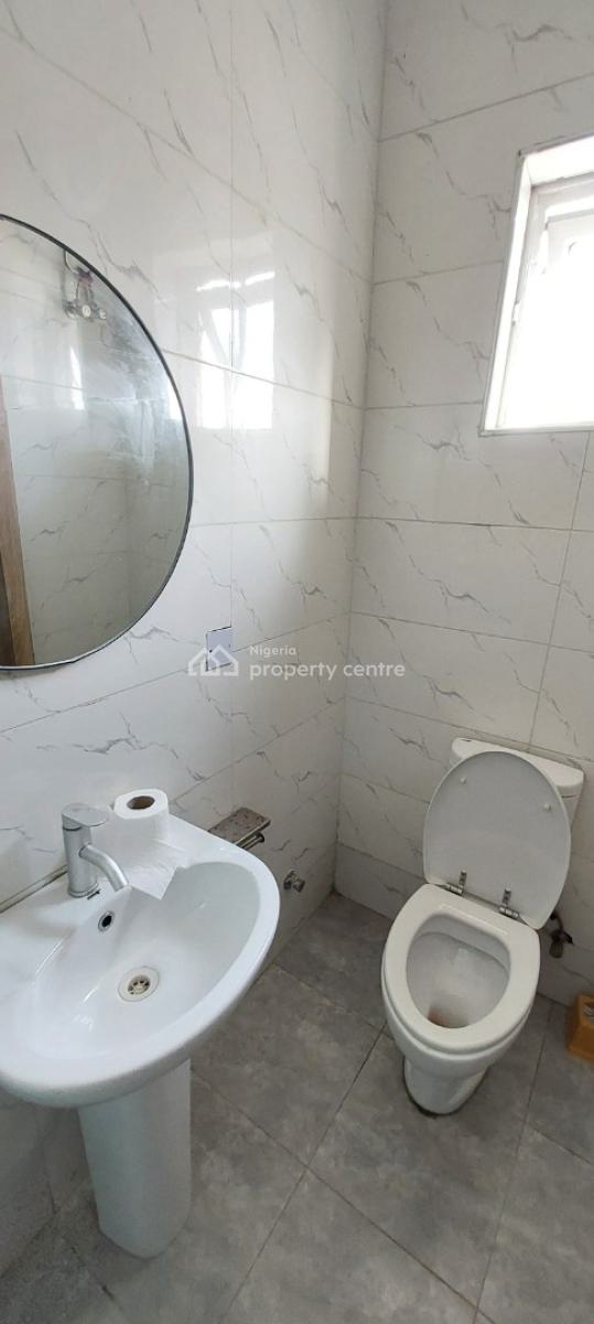 Well Furnished 2 Bedroom Flat with Gym House, Ilasan, Lekki, Lagos, Flat / Apartment for Rent