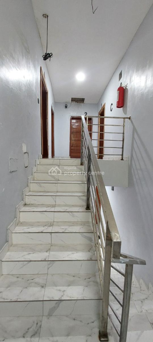 Well Furnished 2 Bedroom Flat with Gym House, Ilasan, Lekki, Lagos, Flat / Apartment for Rent