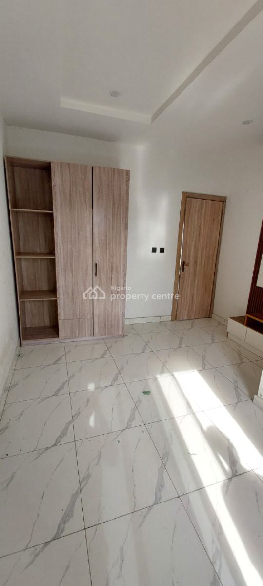 Newly Built 2 Bedroom Flat with Gym House, Ilasan, Lekki, Lagos, Flat / Apartment for Sale