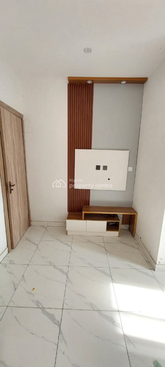 Newly Built 2 Bedroom Flat with Gym House, Ilasan, Lekki, Lagos, Flat / Apartment for Sale