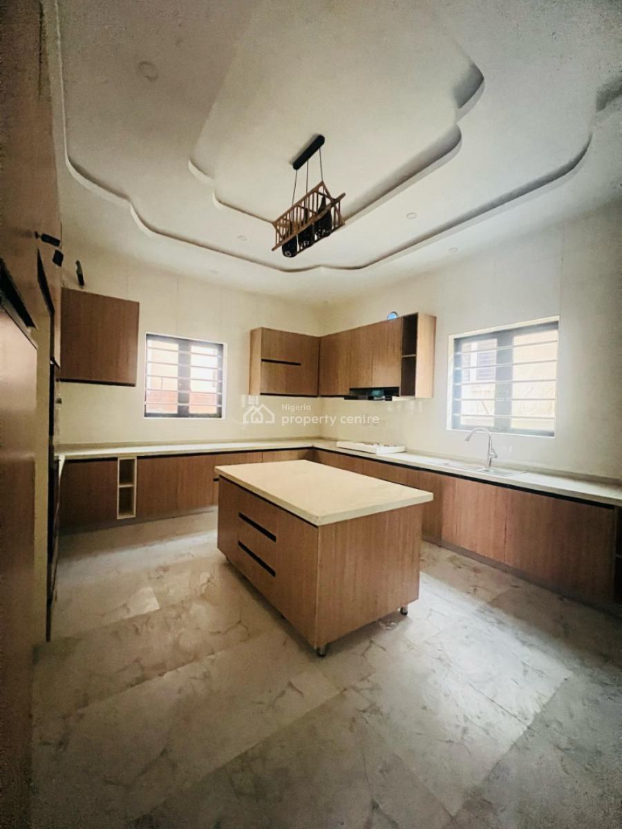 5 Bedroom Detached House with Bq, Gra Phase 2, Magodo, Lagos, House for Sale