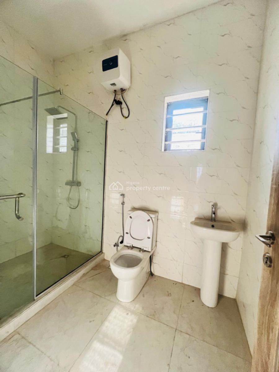 5 Bedroom Detached House with Bq, Gra Phase 2, Magodo, Lagos, House for Sale