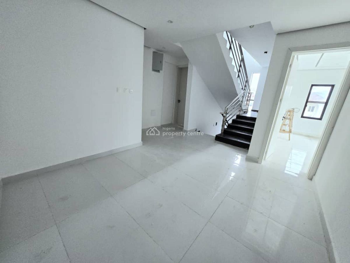 Newly Built Self-service 4 Bedroom Townhouse with Pool & Bq, Ikate, Lekki, Lagos, Terraced Duplex for Rent