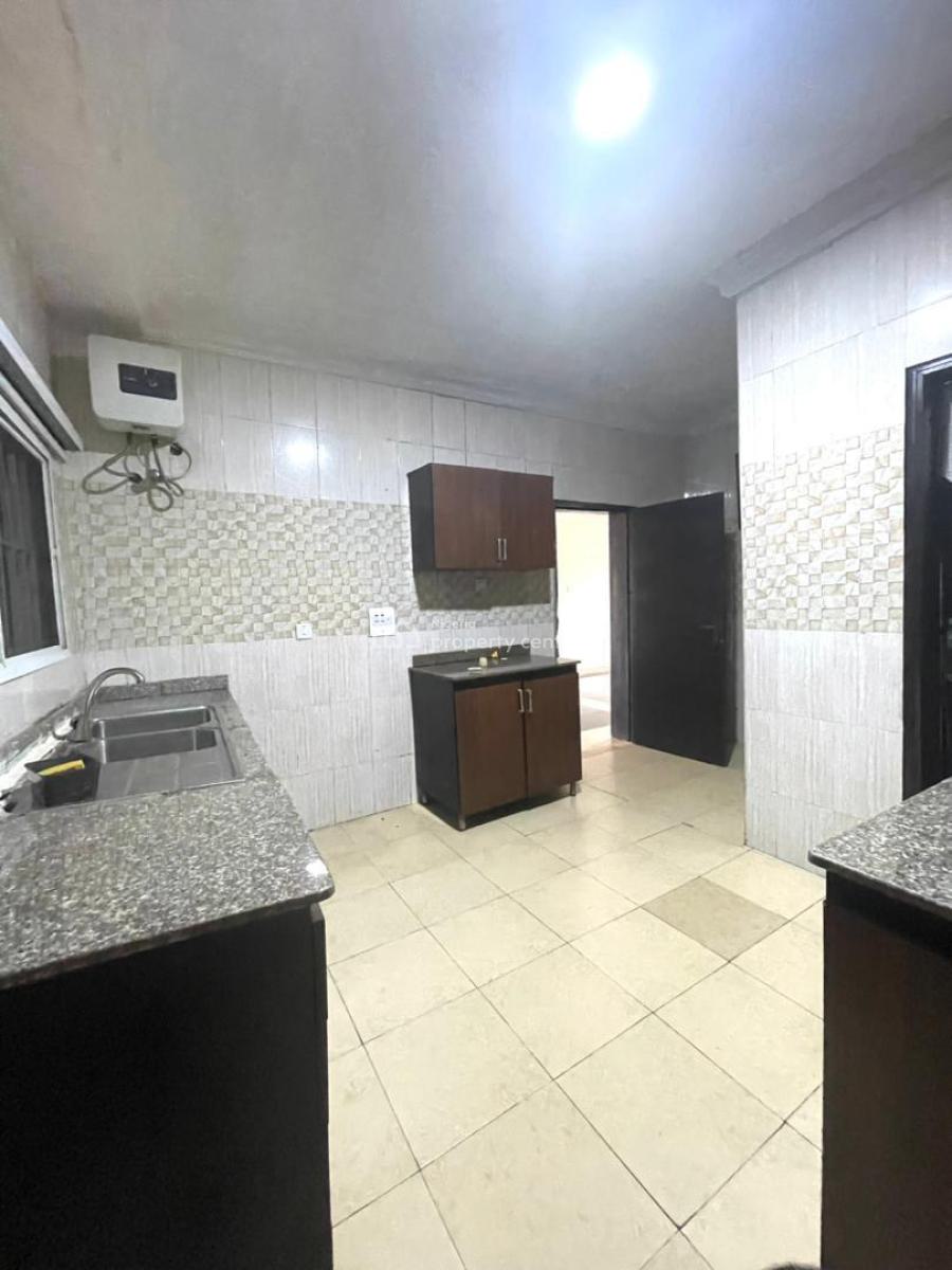 Luxuriously Built 3 Bedroom with Bq, Ikate, Lekki, Lagos, Flat / Apartment for Sale
