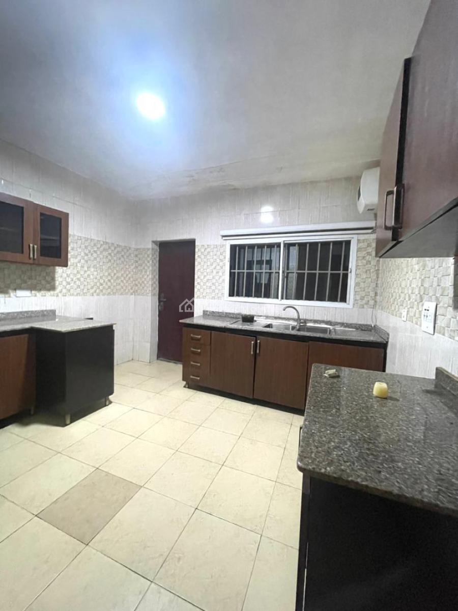 Luxuriously Built 3 Bedroom with Bq, Ikate, Lekki, Lagos, Flat / Apartment for Sale