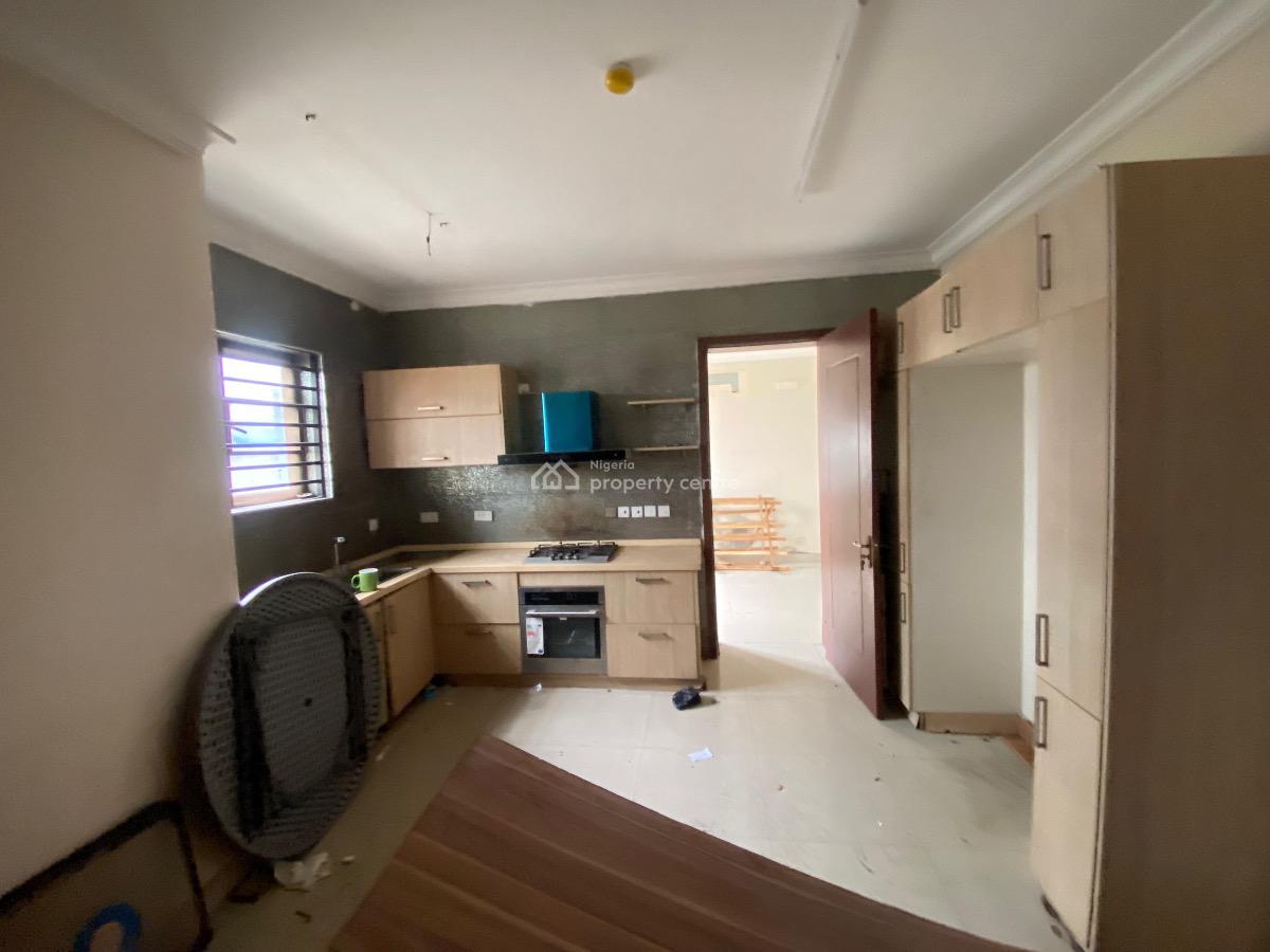 Luxury 3 Bedroom Apartment, Ikota, Lekki, Lagos, Flat / Apartment for Rent
