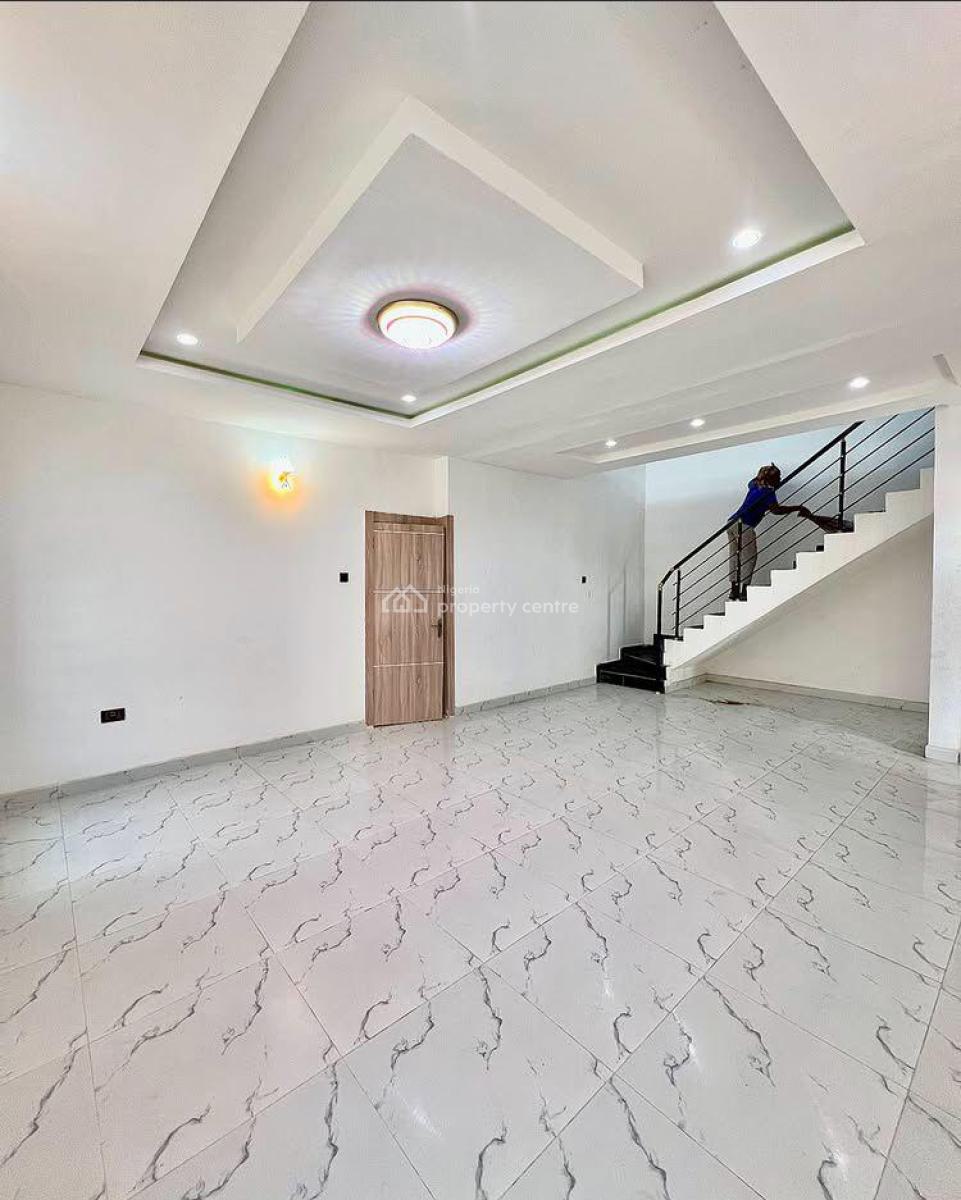 Well Spacious 3 Bedroom Terrace Duplex with Bq, Orchid, Lekki, Lagos, Terraced Duplex for Rent