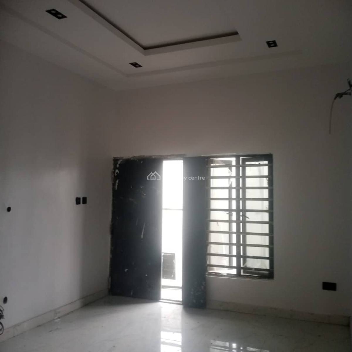 Executive 3 Bedrooms Flat, All Rooms En-suite, Standard Facilities, Arowojobe Estate, Maryland, Lagos, Flat / Apartment for Rent