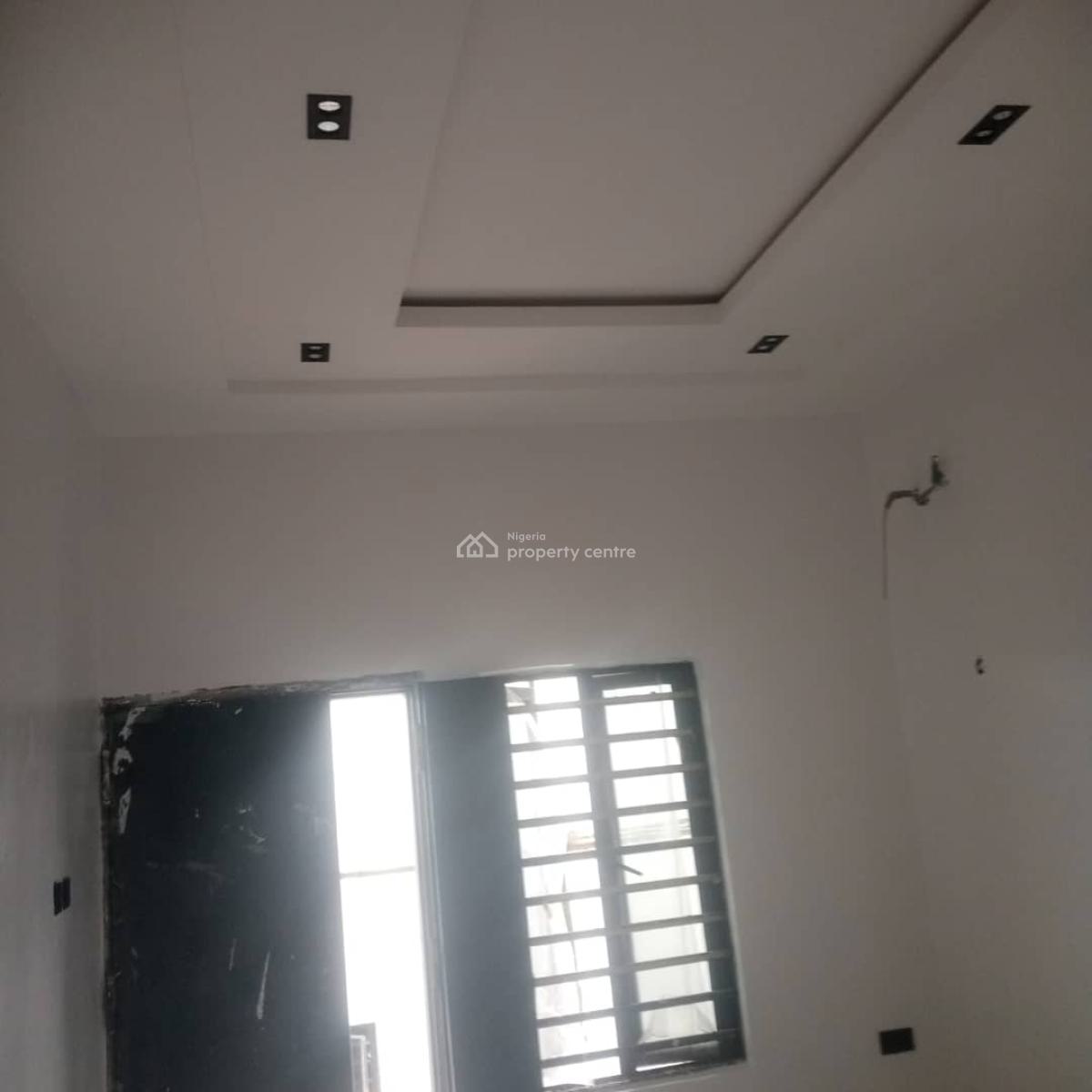 Executive 3 Bedrooms Flat, All Rooms En-suite, Standard Facilities, Arowojobe Estate, Maryland, Lagos, Flat / Apartment for Rent