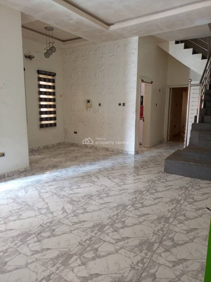 Neatly Used 4bedroom Semi Detached Duplex with Bq, Idado Estate Lekki Lagos, Idado, Lekki, Lagos, Semi-detached Duplex for Sale