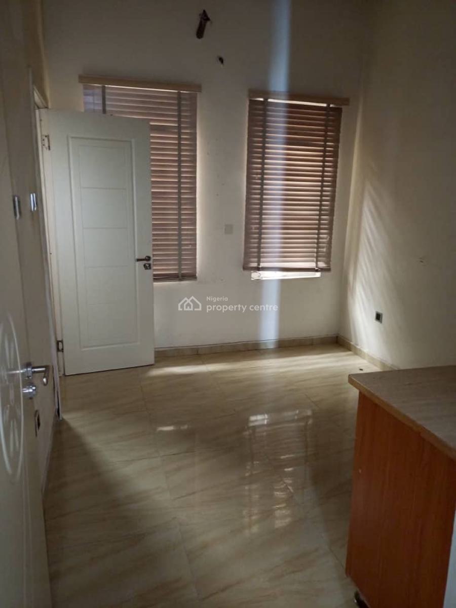Neatly Used 4bedroom Semi Detached Duplex with Bq, Idado Estate Lekki Lagos, Idado, Lekki, Lagos, Semi-detached Duplex for Sale