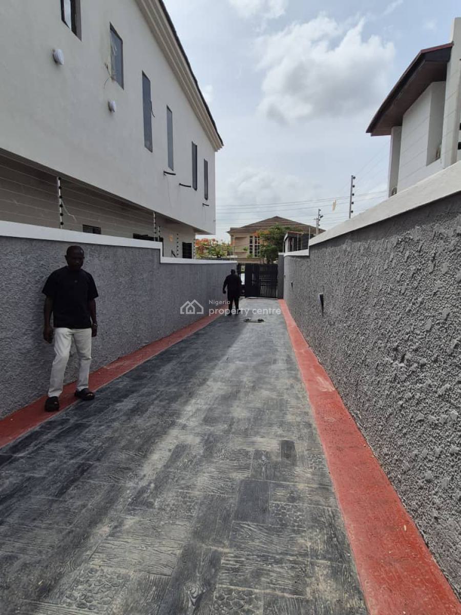 4 Bedroom Semi-detached Duplex with Bq, All Room En Suite, Fatal Ladiga, Omole Phase 2 Gra Lagos, Omole Phase 2, Ikeja, Lagos, Semi-detached Duplex for Rent