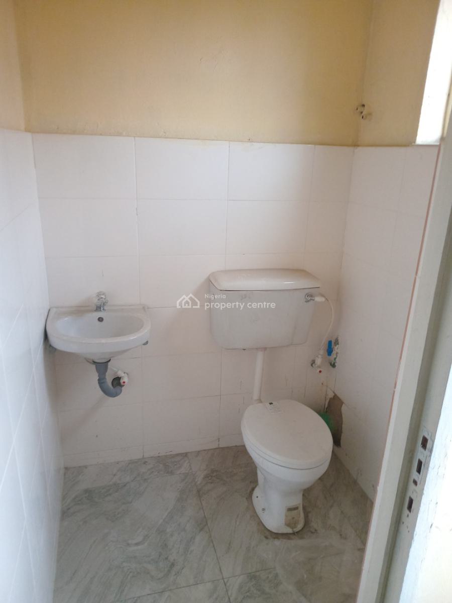 Florida 3 Bedroom Office Space, Sabo, Yaba, Lagos, Office Space for Rent