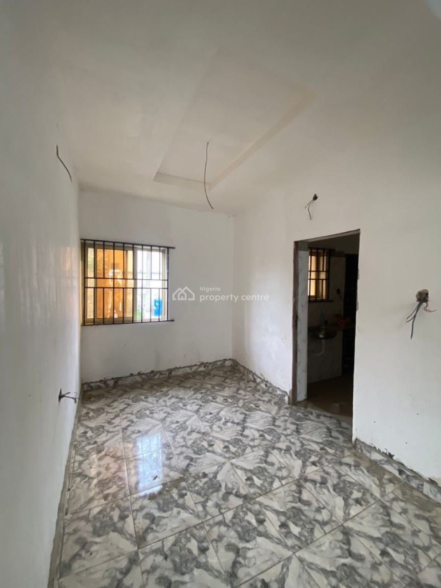 Luxury 2 Bedroom Apartment Located in a Secured Estate, Alashela, Ogombo, Ajah, Lagos, Flat / Apartment for Rent