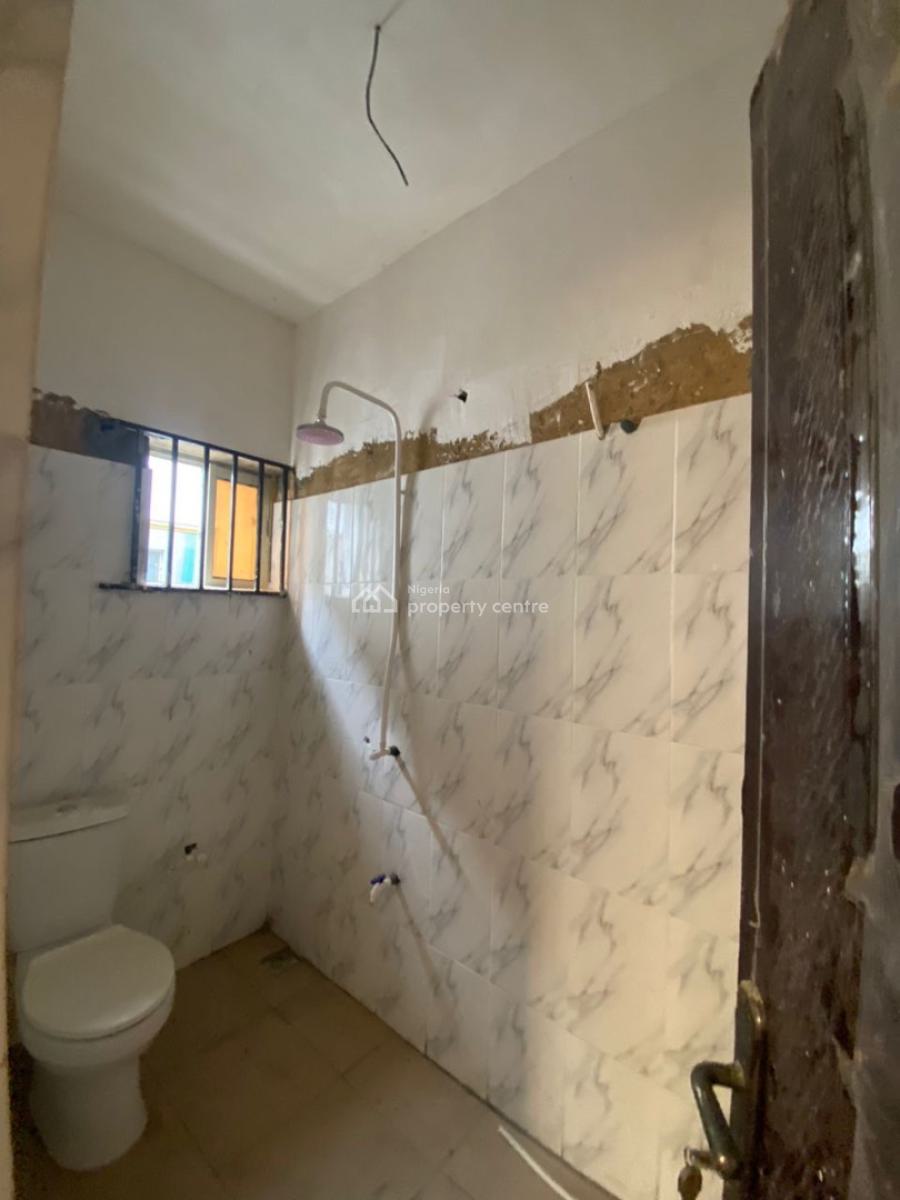 Luxury 2 Bedroom Apartment Located in a Secured Estate, Alashela, Ogombo, Ajah, Lagos, Flat / Apartment for Rent